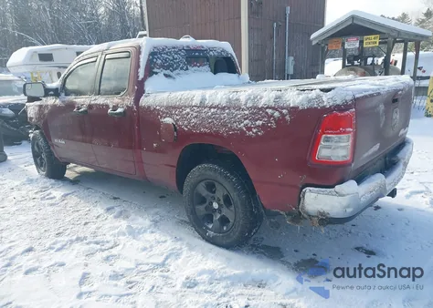 2021 Ram 1500 Big Horn 4X4 6'4 Box z USA, uszkodzony, nr VIN 1C6RRFBG5MN559635